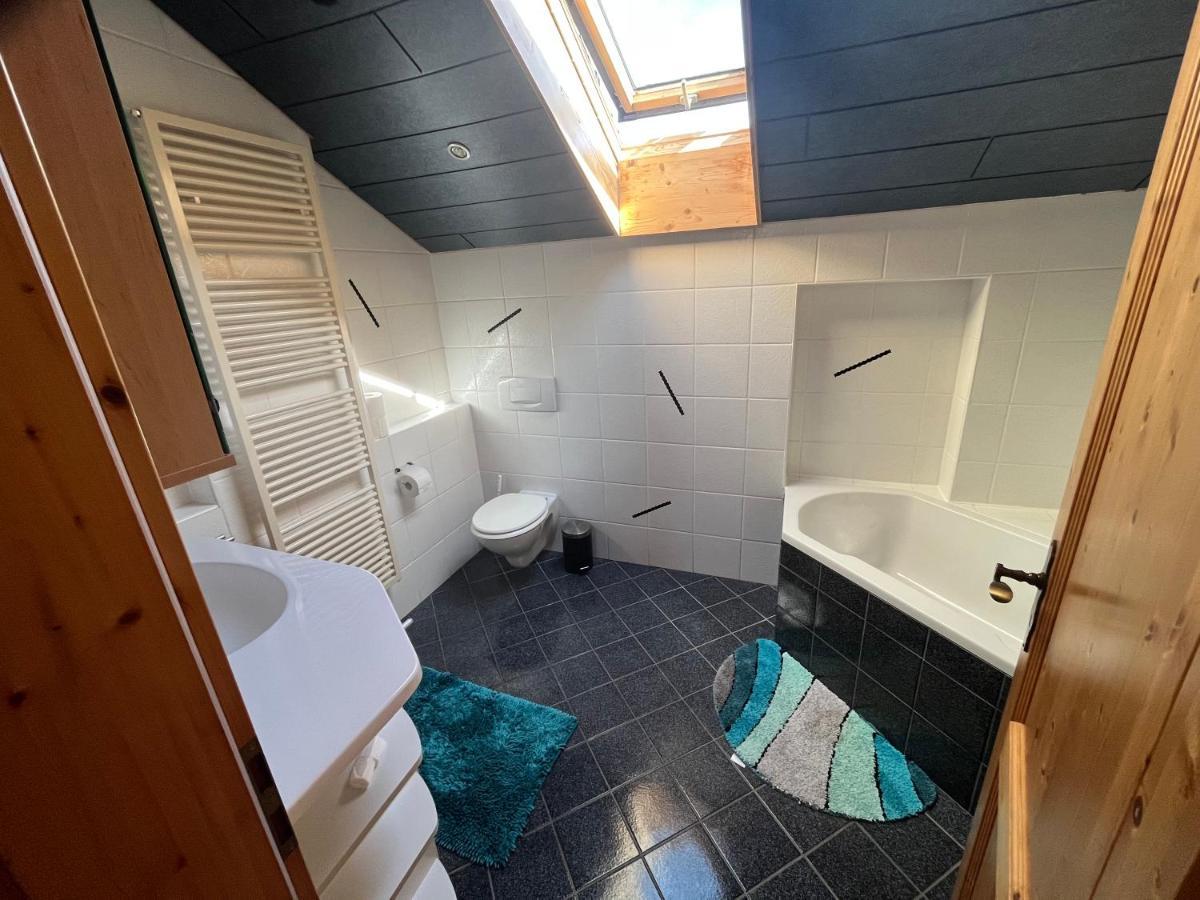 Ferienwohnung Sonnenschein ユーリンゲン・ビルケンドルフ エクステリア 写真